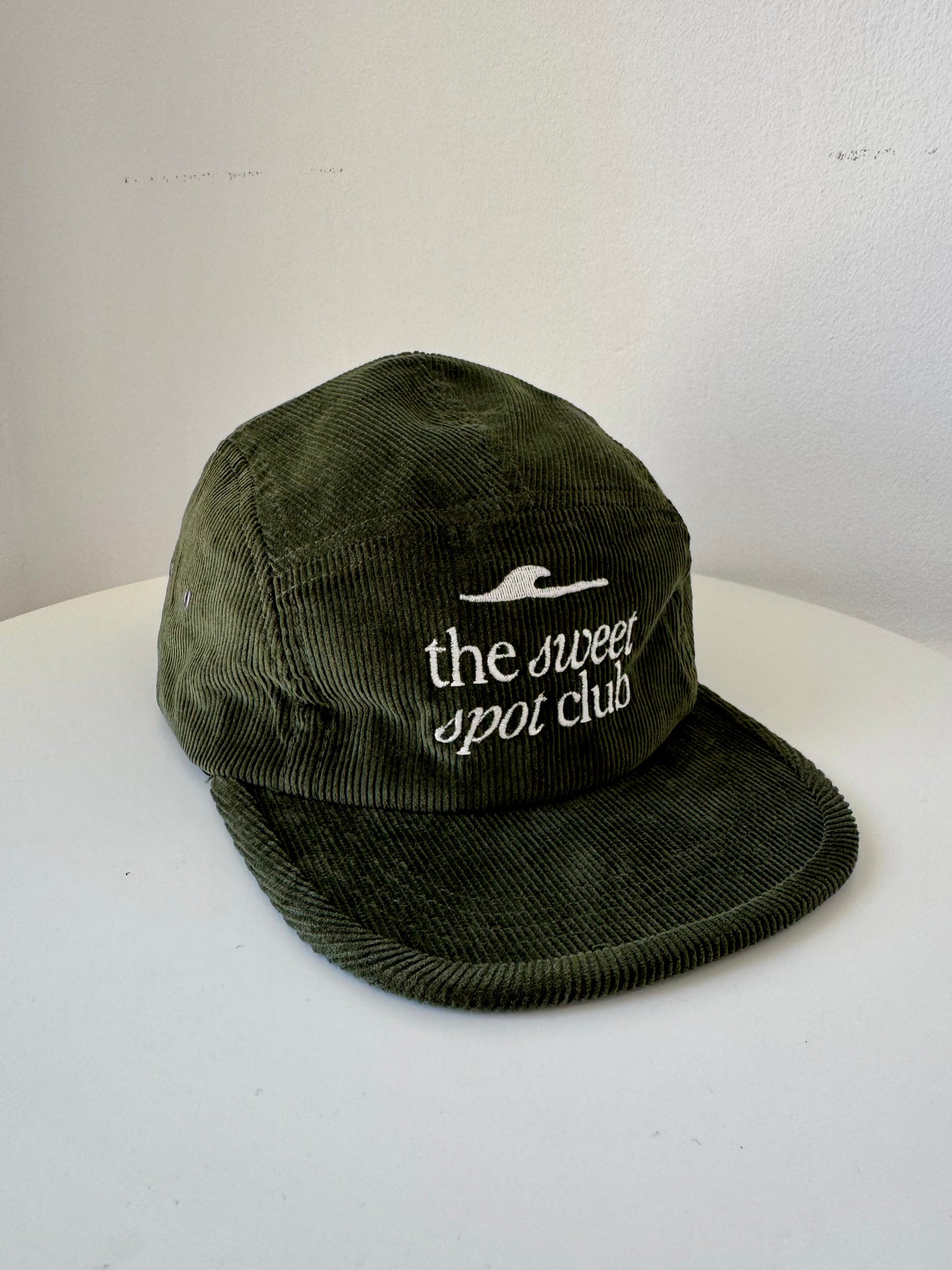 THE SWEET SPOT CLUB Organic Cord Camper Cap Boozy Green